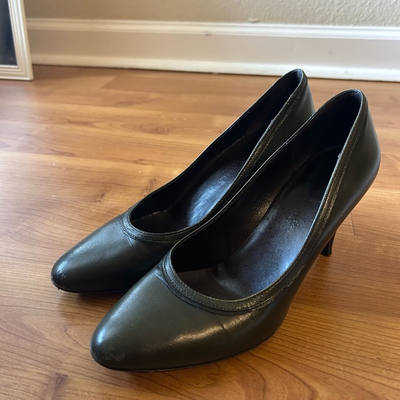 Dark Green Heels - Picture 2 of 5